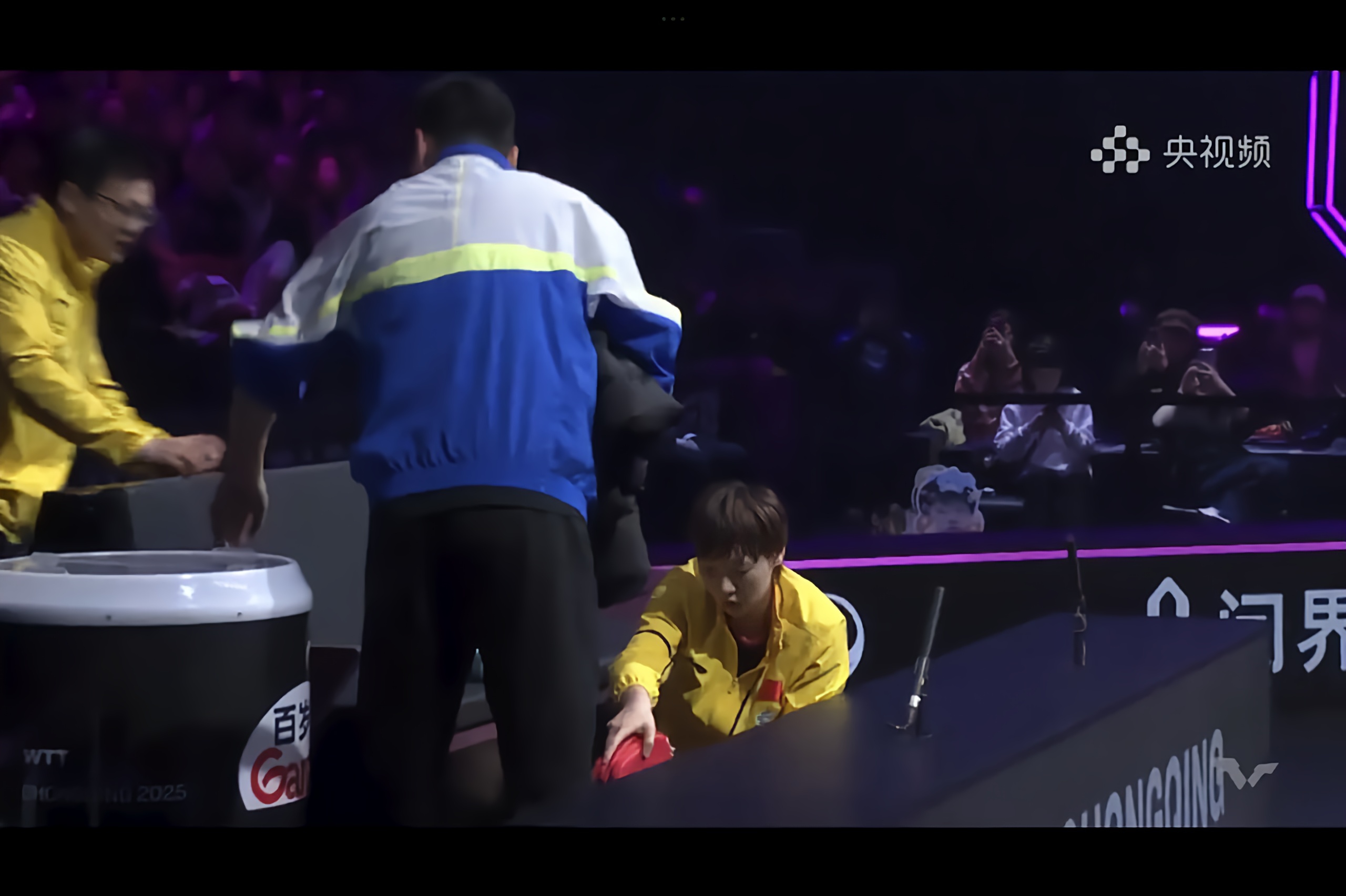 包含PSG横扫100T,Gumayusi拿下关键大龙宿敌对决八强赛,留下经典瞬间的词条 包含PSG横扫100T,Gumayusi拿下关键大龙宿敌对决八强赛,留下经典瞬间的词条