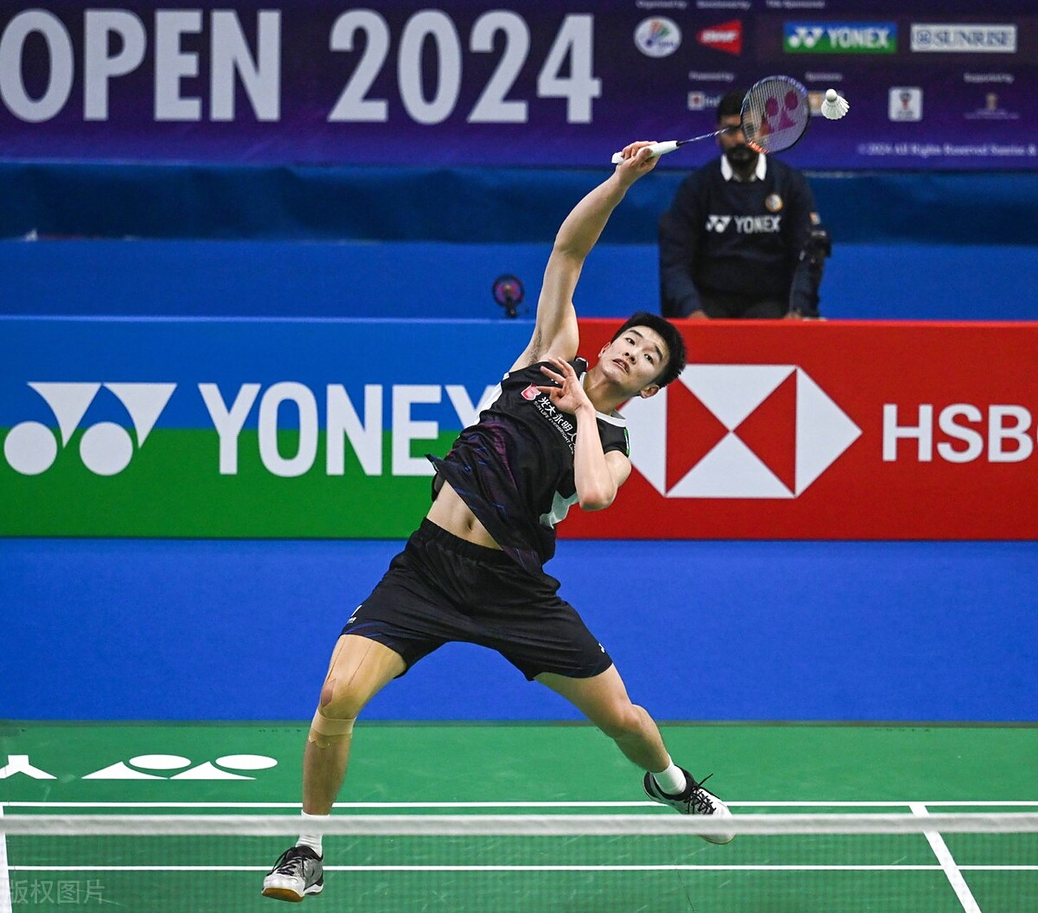 包含法国羽毛球队险胜英格兰羽毛球队，安赛龙绝境逆转的词条