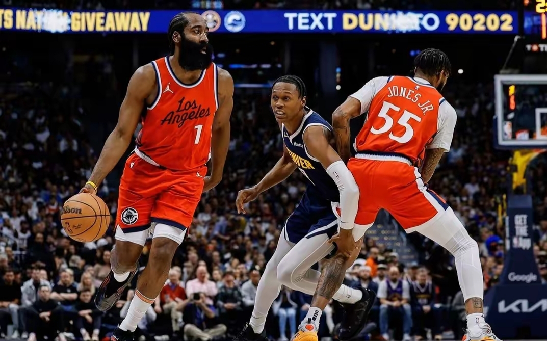 火箭胜掘金，哈登狂砍四十分的简单介绍