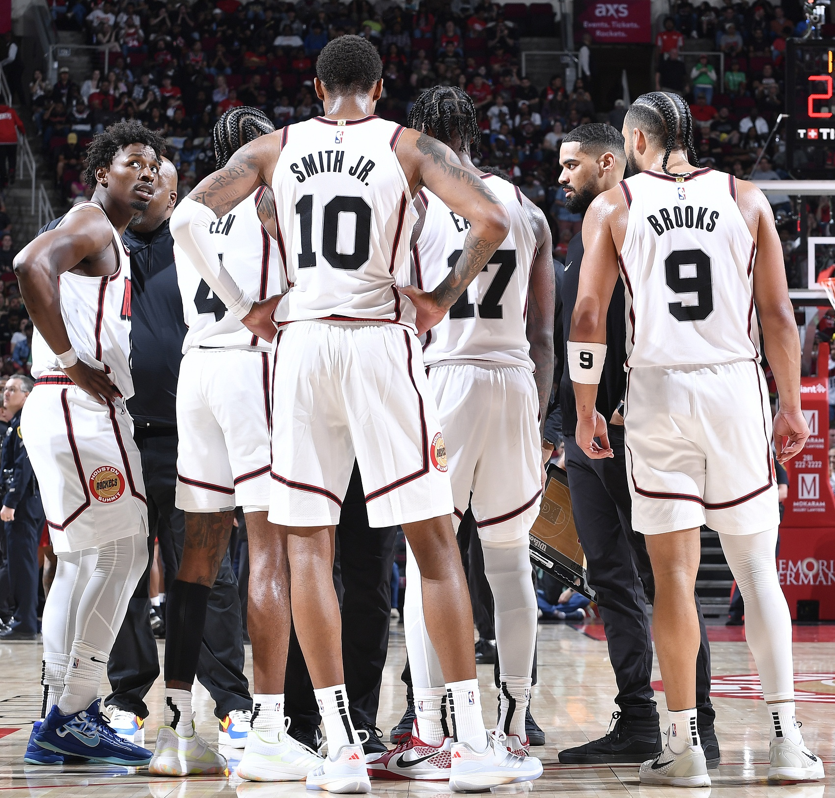 火箭全队状态低迷，面临危机的简单介绍