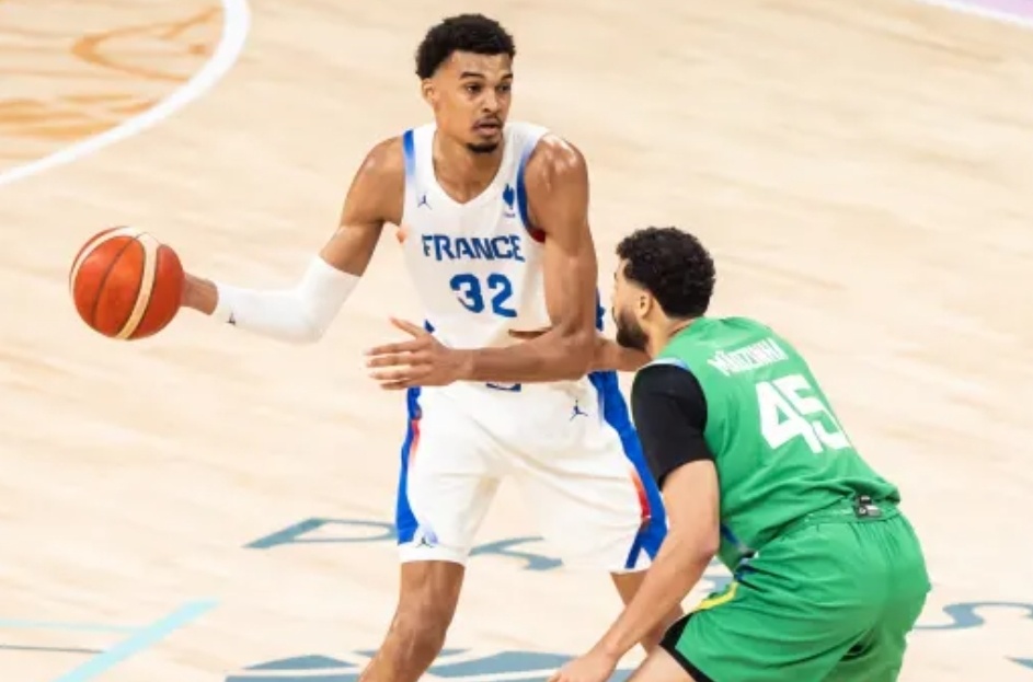 阿根廷男篮爆冷勇士B队，戈贝尔绝境逆转的简单介绍