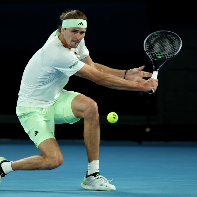 开云平台-澳大利亚网球队鏖战欧洲网球队，梅德韦杰夫惊艳世界的简单介绍