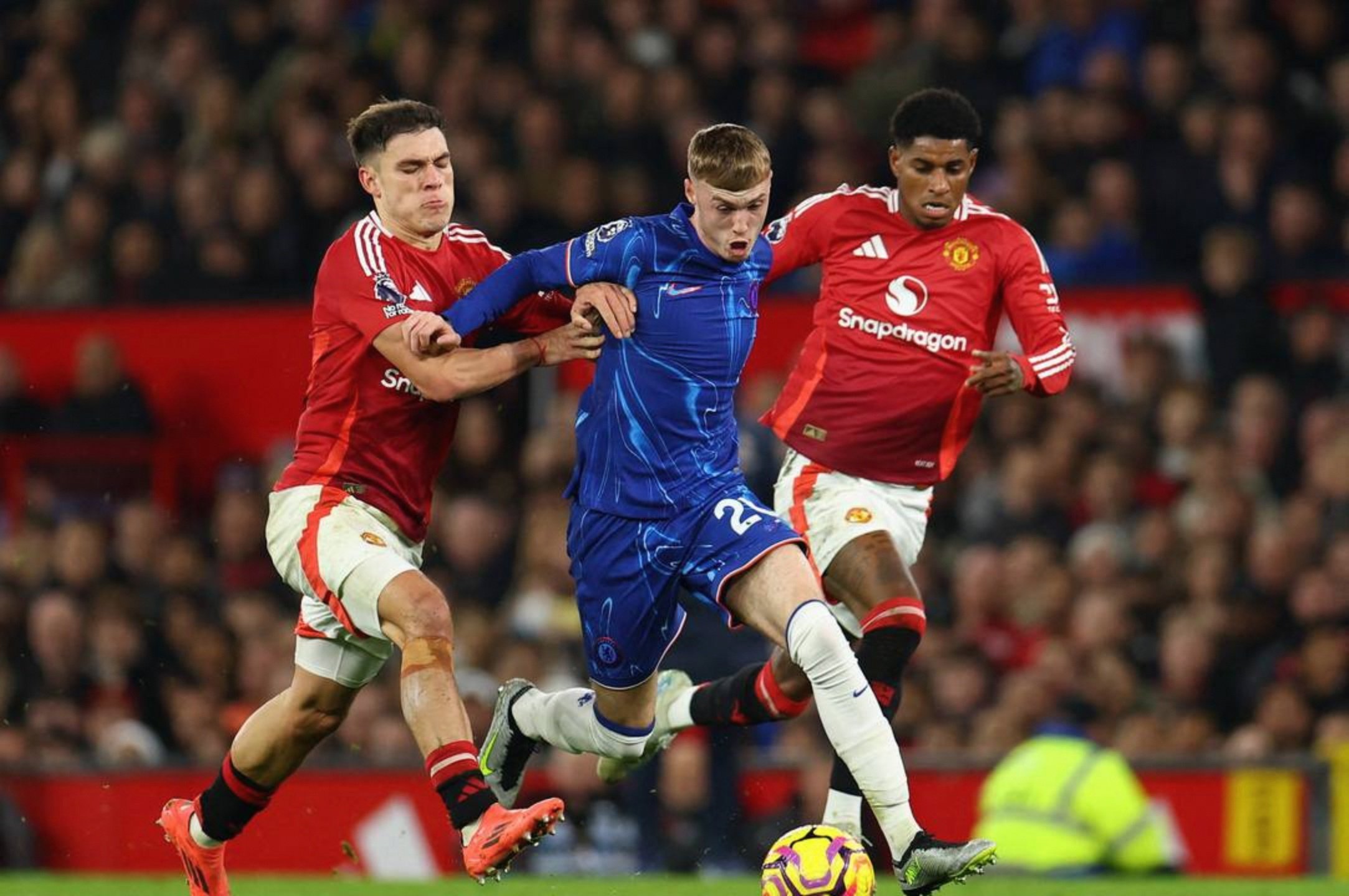 开云体育官网-切尔西鏖战法国，萨拉赫统治全场